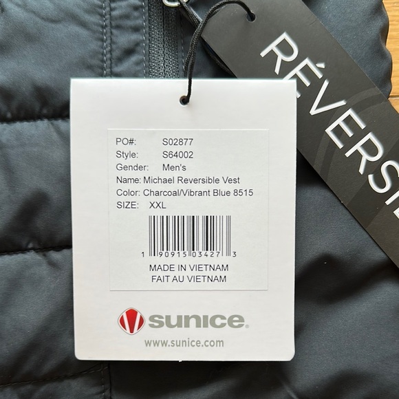 Sunice Men’s Michael Black Reversible Insulated Vest - Picture 6 of 11